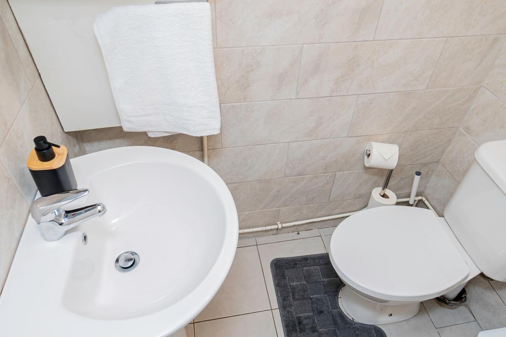 Charming 2-Bedroom Flat With A Garden And Free Parking At Abingdon Οξφόρδη Εξωτερικό φωτογραφία